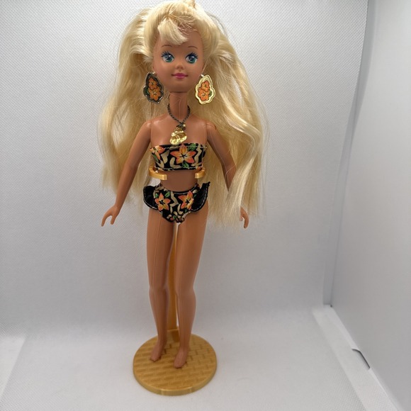 Skipper Other - Barbie Tropical Splash Skipper 1994 Original Outfit Earrings and Necklace